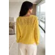 Kadın Yakası Dantel Detaylı Bluz