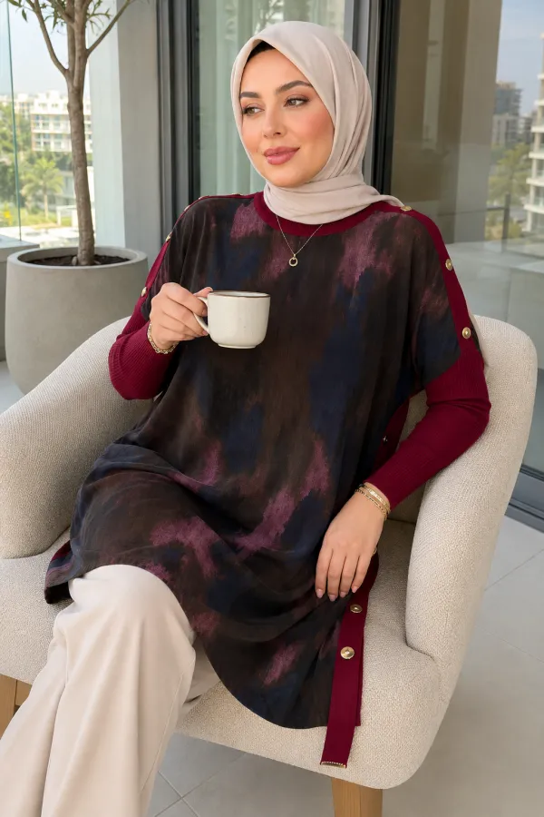 Kadın Kolu Ve Etek Ucu Düğmeli Tunik