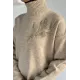 Boğaz Yaka Nakışlı Tunik