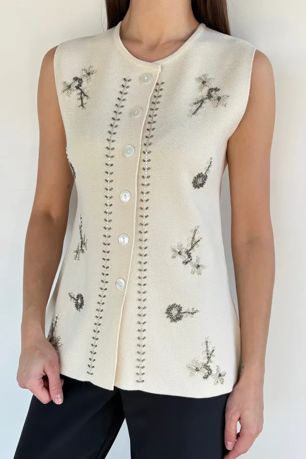 Kadın Taşlı Düğmeli Kolsuz Sweater