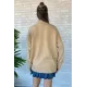 Kadın Arkası Uzun Önü Kısa Broşlu Bluz