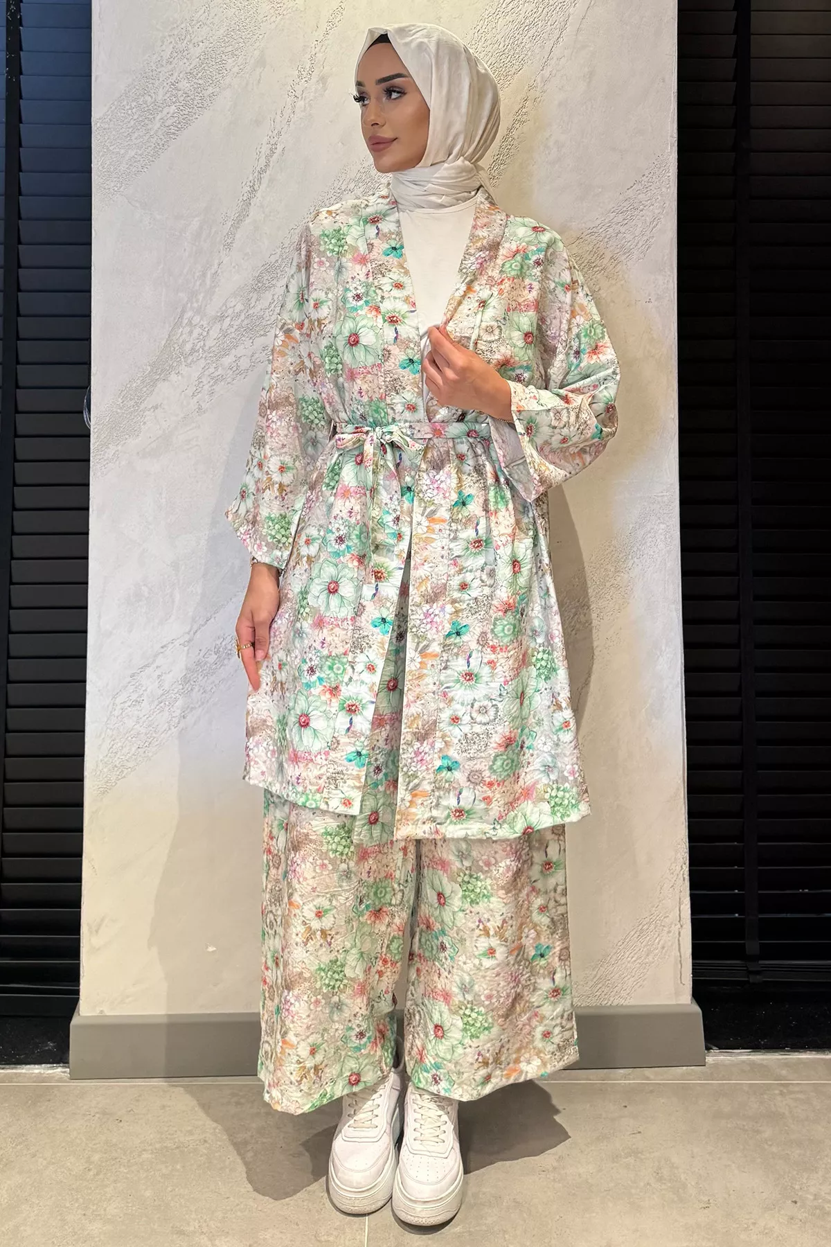 Kadın Çiçek Desenli Kimono Takım