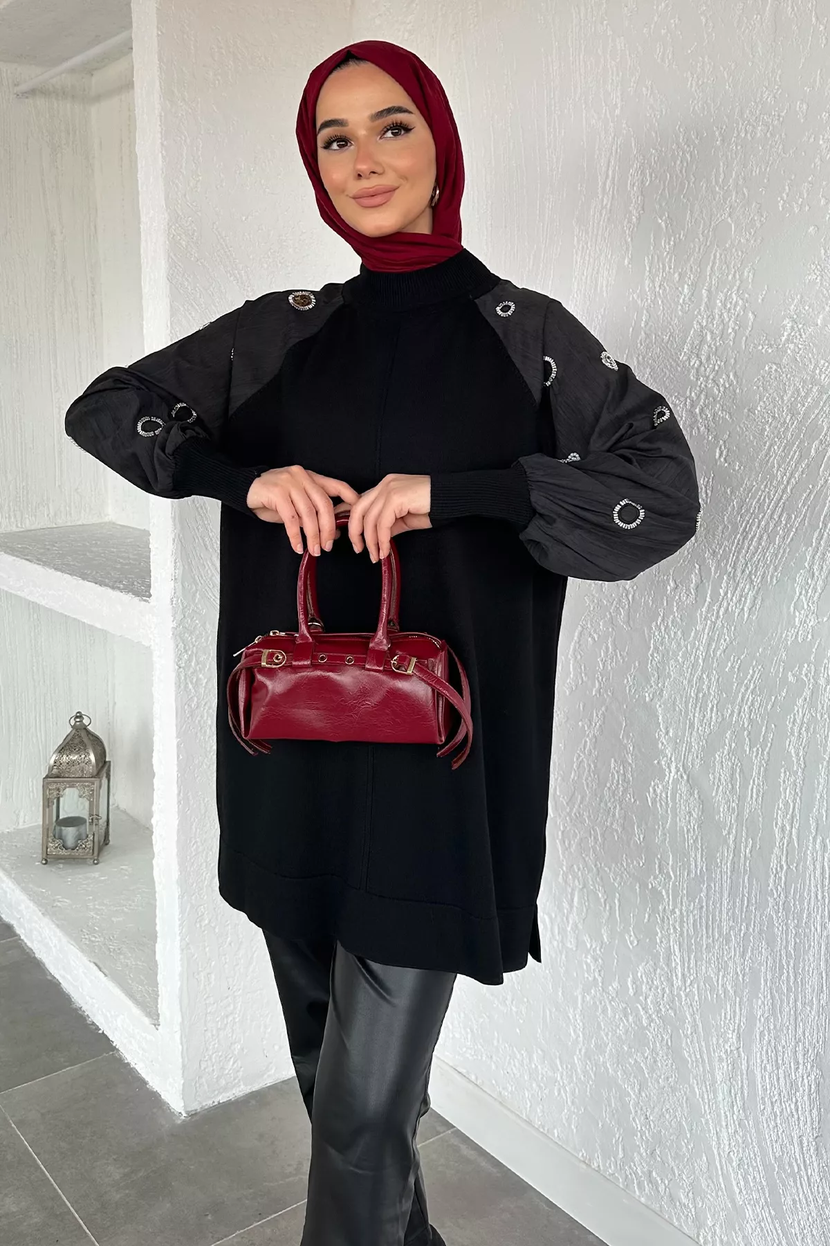 Kadın Kolu Kumaş Nakış Detaylı Tunik