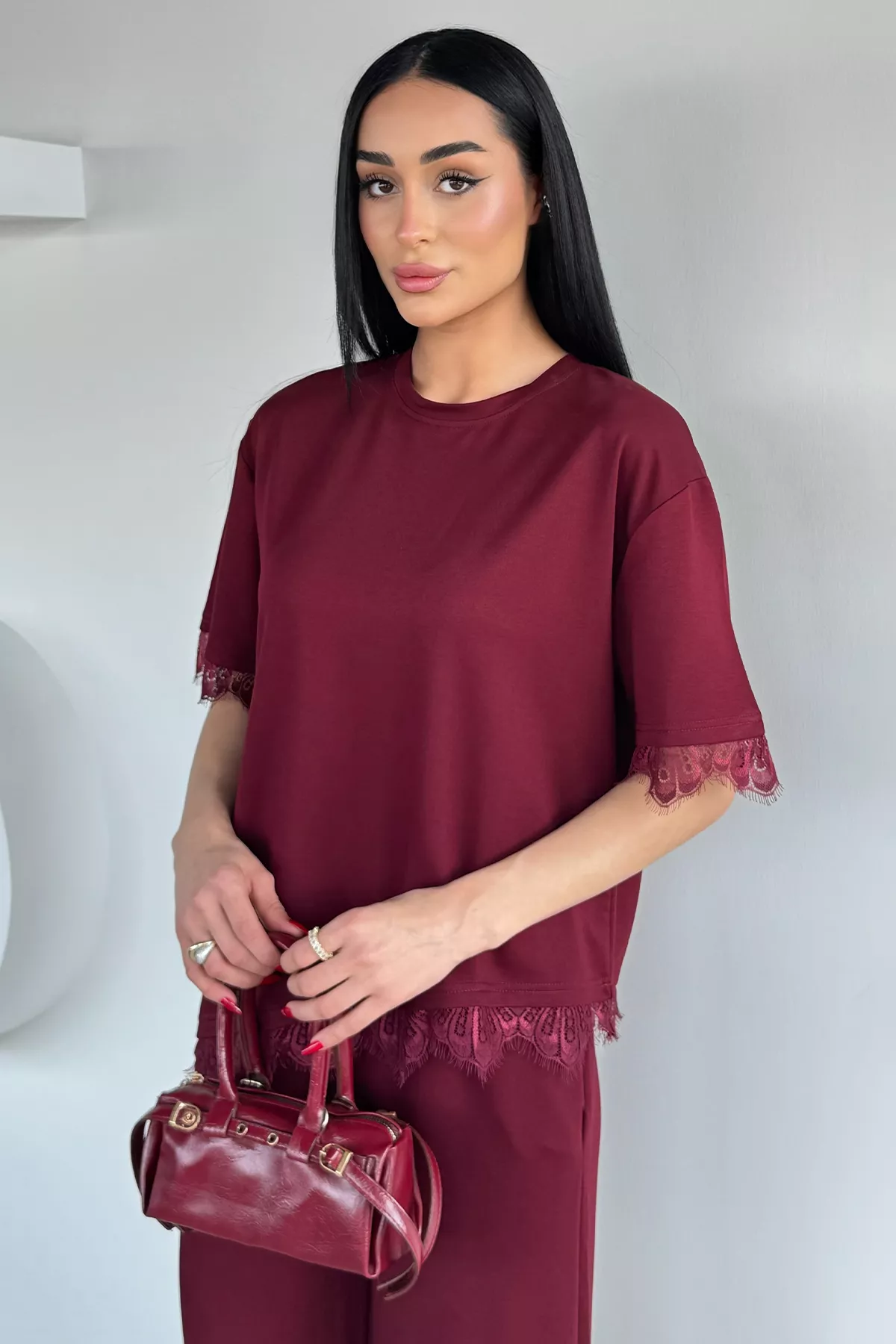 Kadın Kol Ve Etek Ucu Dantelli İkili Takım