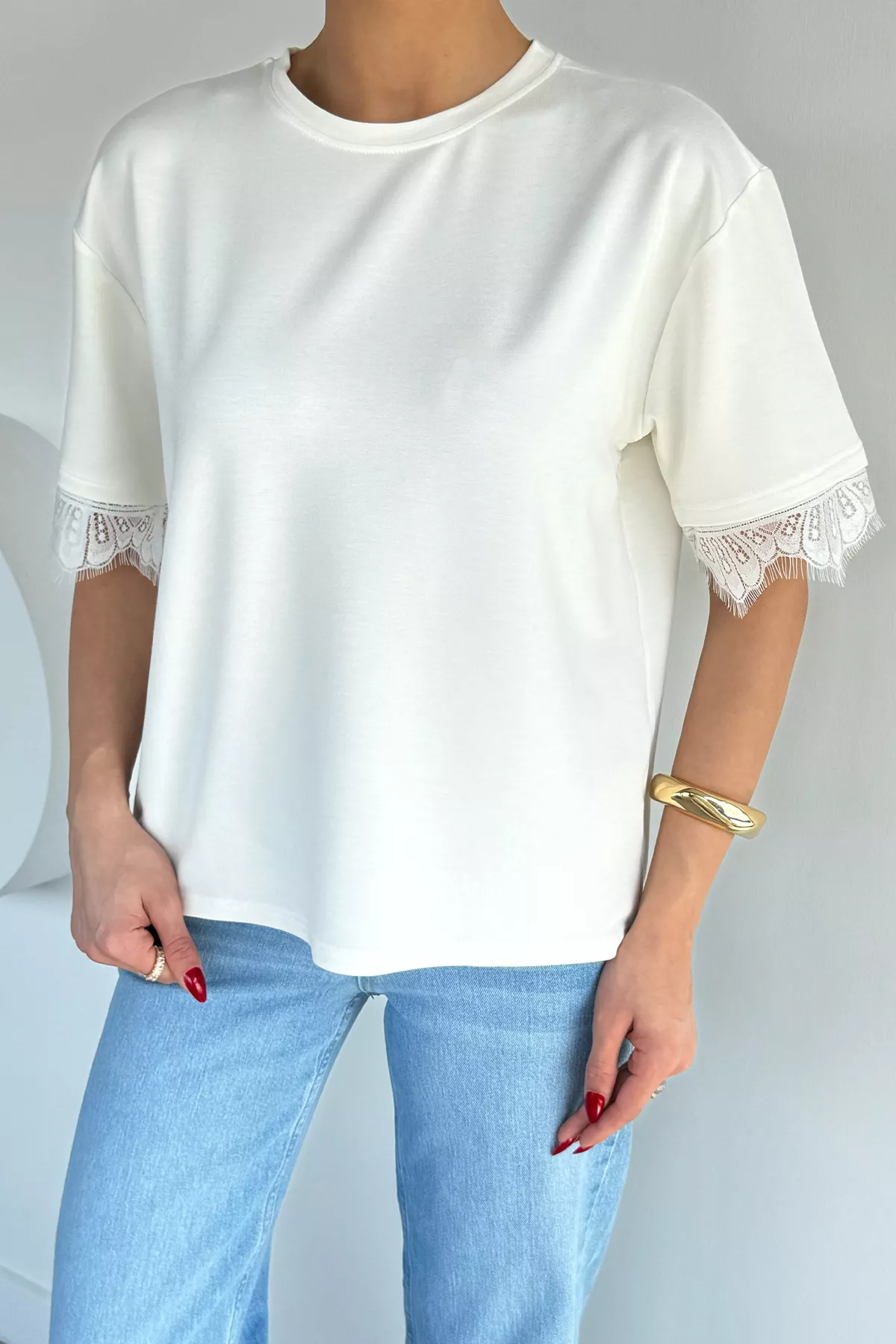 Kadın Sırt Detaylı Dantelli Tshirt