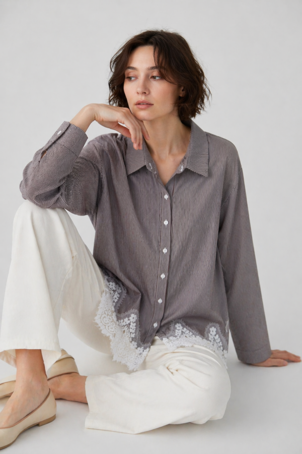 Kadın Etek Ucu Dantelli Gömlek