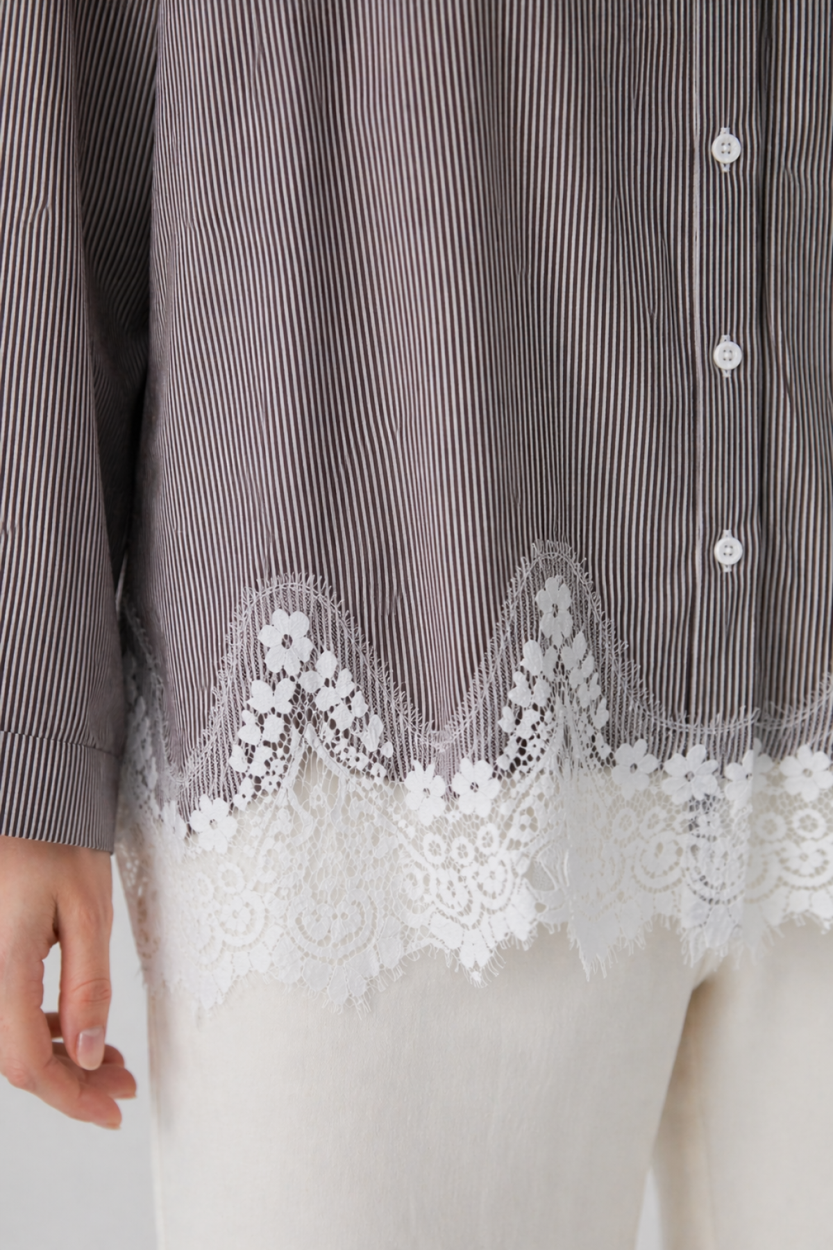 Kadın Etek Ucu Dantelli Gömlek