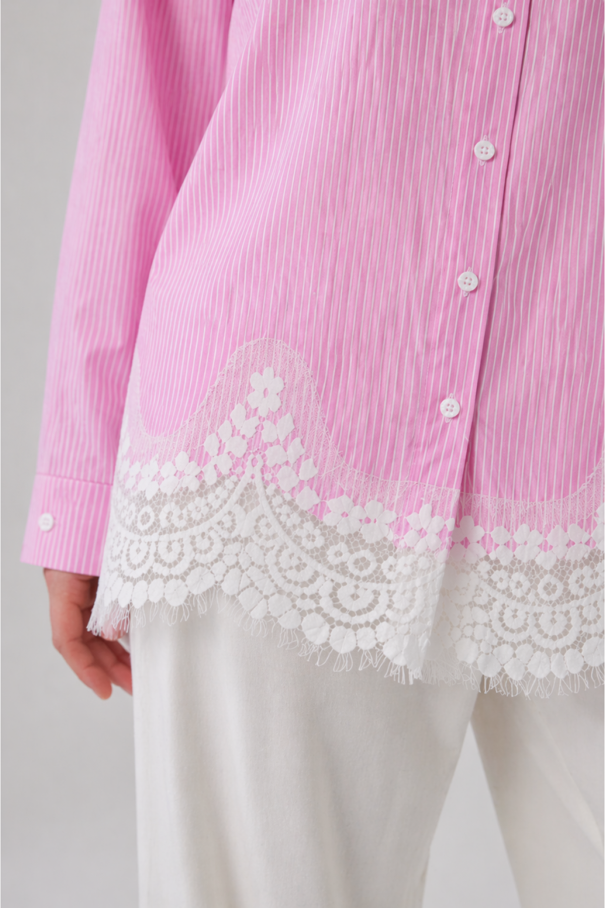Kadın Etek Ucu Dantelli Gömlek
