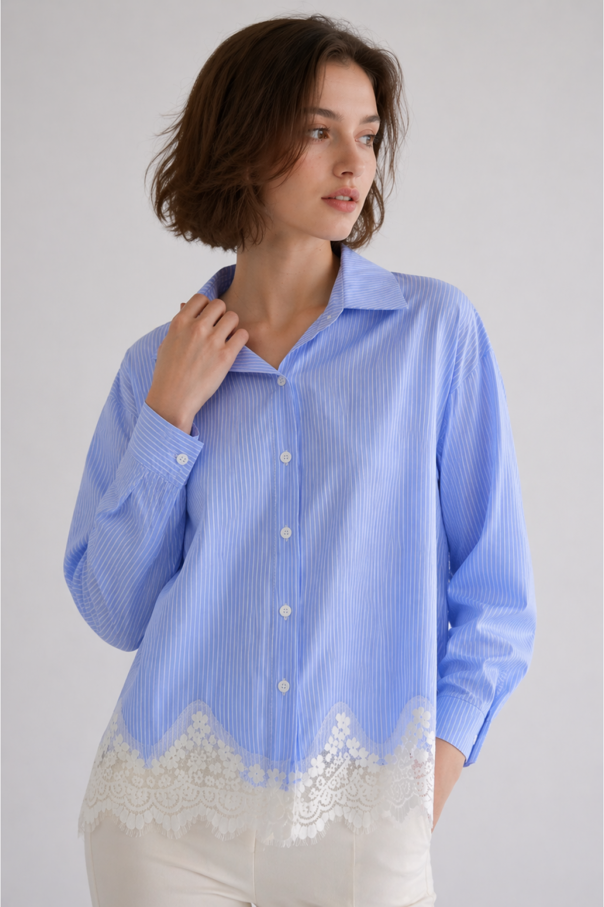 Kadın Etek Ucu Dantelli Gömlek