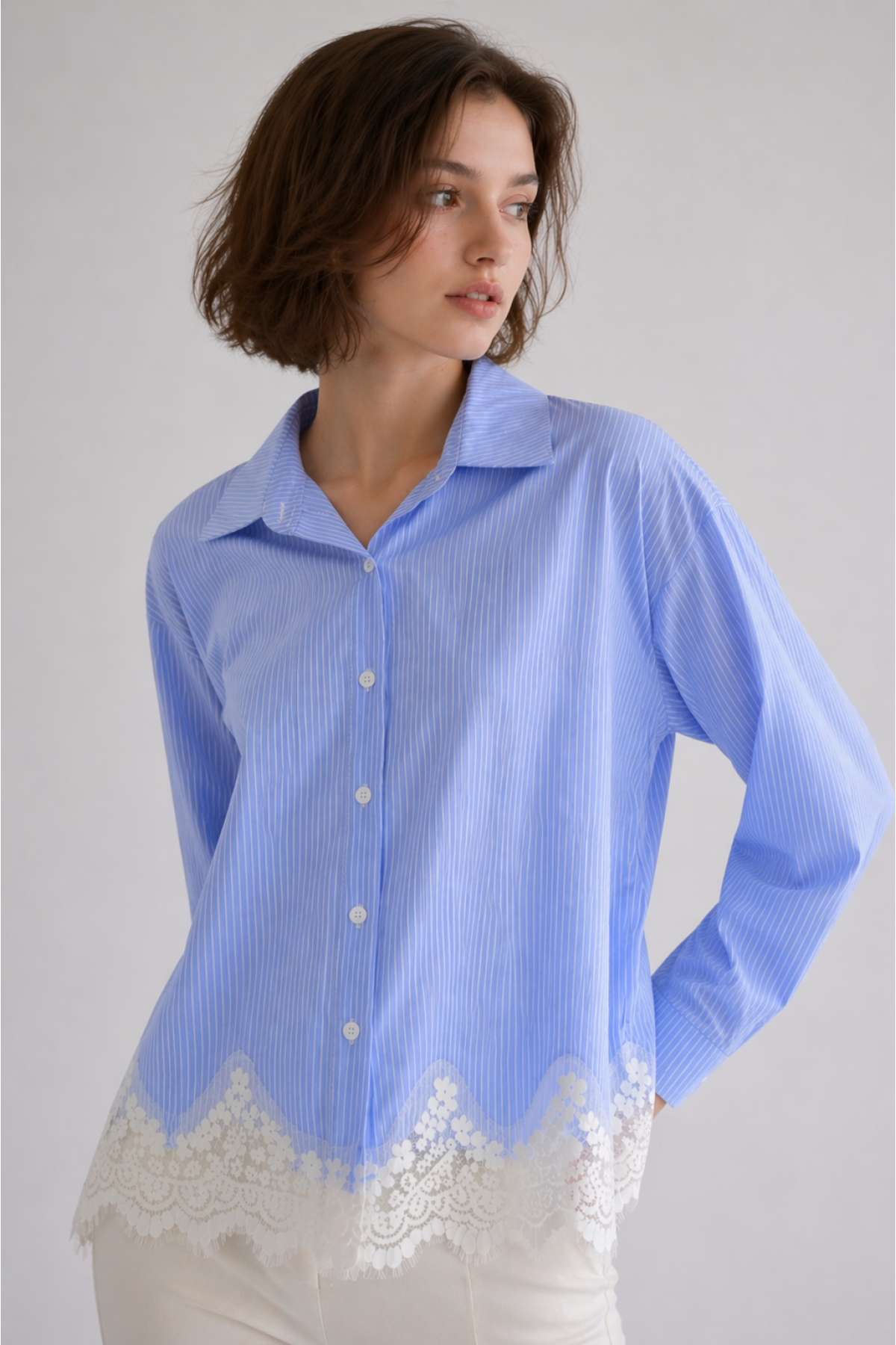 Kadın Etek Ucu Dantelli Gömlek