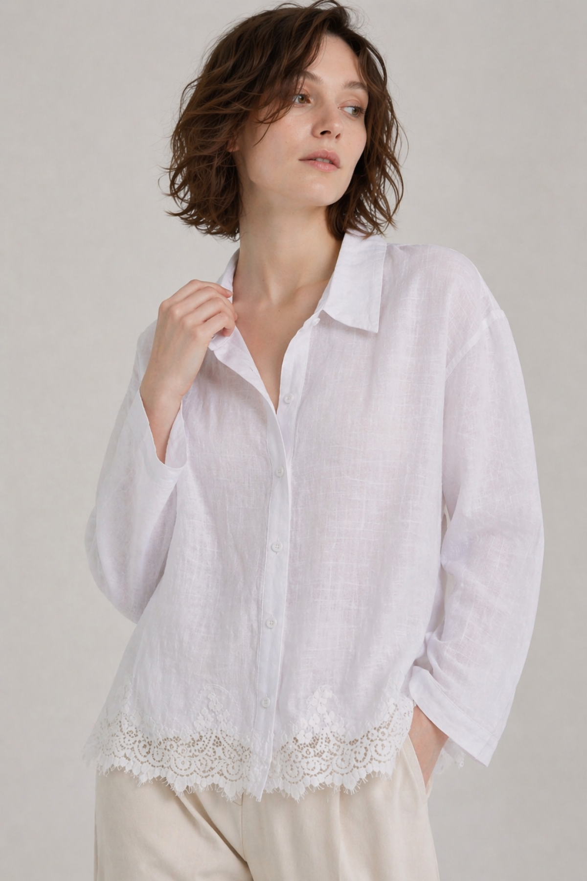 Kadın Etek Ucu Dantelli Gömlek