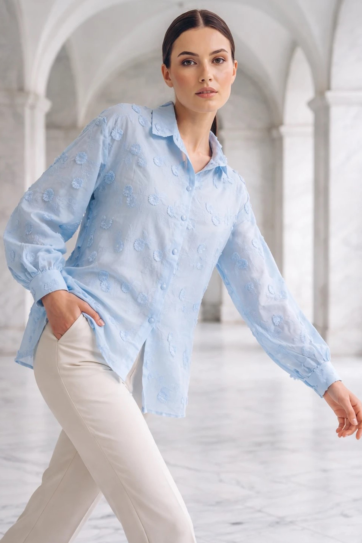 Kadın Kendiliğinden Motifli Gömlek