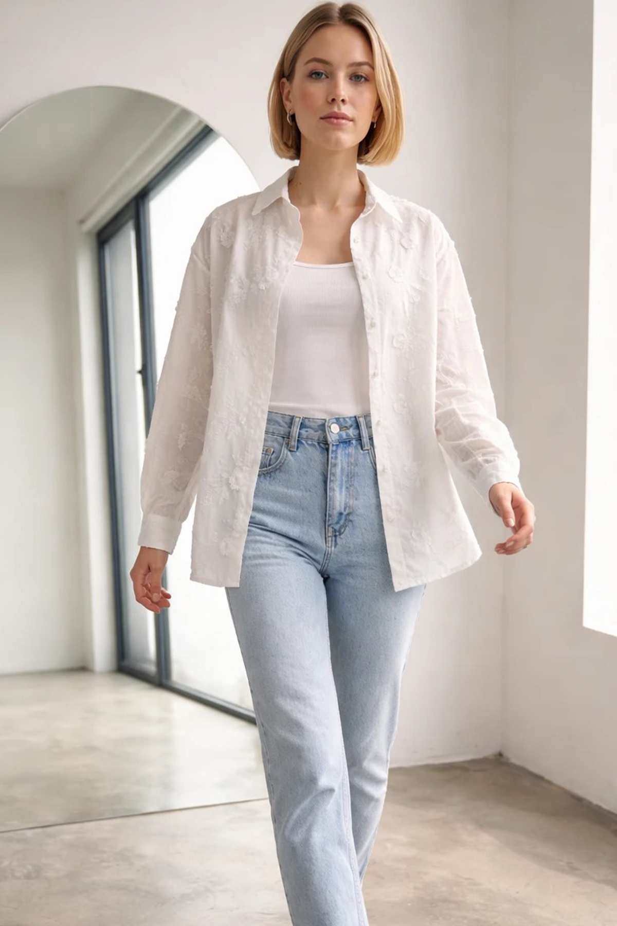 Kadın Kendiliğinden Motifli Gömlek