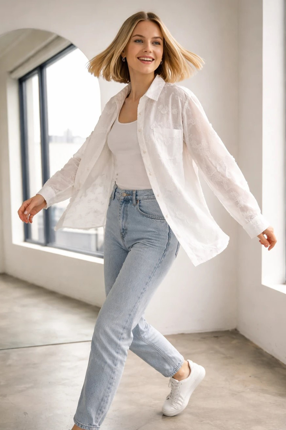 Kadın Kendiliğinden Motifli Gömlek