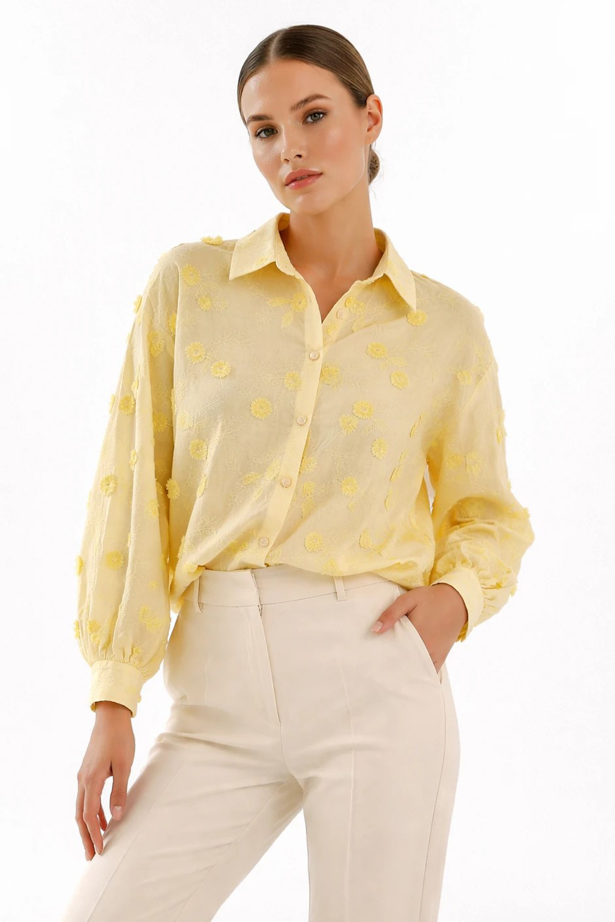 Kadın Kendiliğinden Motifli Gömlek